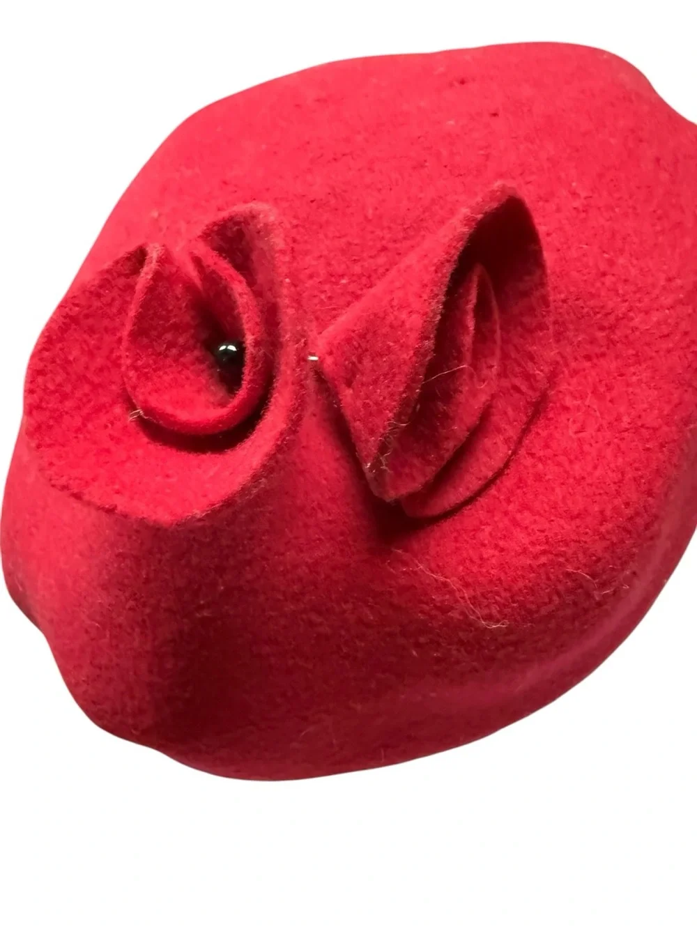 Vintage 1950s Red Wool Felt Flower Beret - Classic Women's Hat